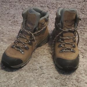 Vasque St Elias waterproof hiking boots 8M brown